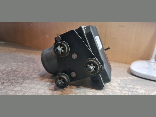 bontott AUDI A4 B8 ABS Kocka