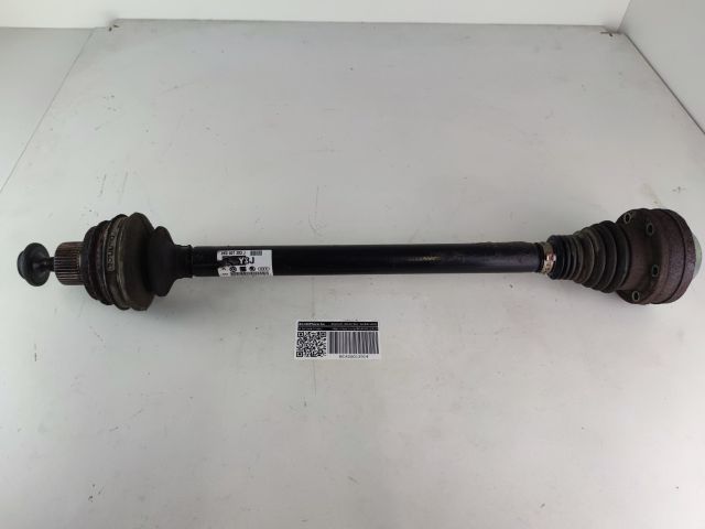 bontott AUDI A4 B8 Bal hátsó Féltengely