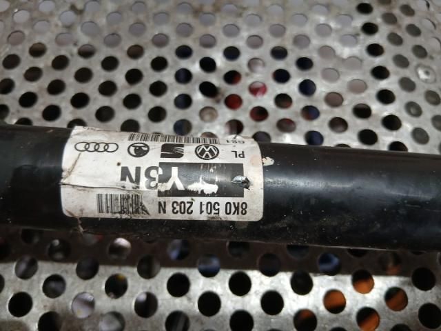 bontott AUDI A4 B8 Bal hátsó Féltengely