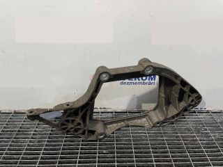 bontott AUDI A4 B8 Differenciálmű Tartó Bak