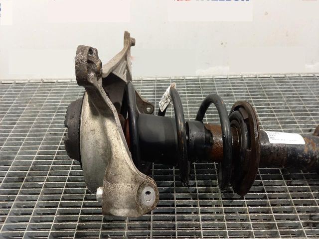 bontott AUDI A4 B8 Első Rugó