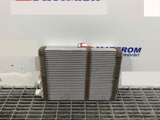 bontott AUDI A4 B8 Fűtőradiátor