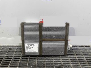 bontott AUDI A4 B8 Fűtőradiátor