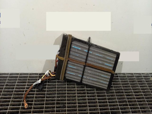 bontott AUDI A4 B8 Fűtőradiátor