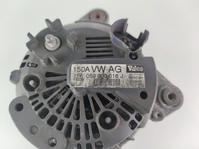 bontott AUDI A4 B8 Generátor