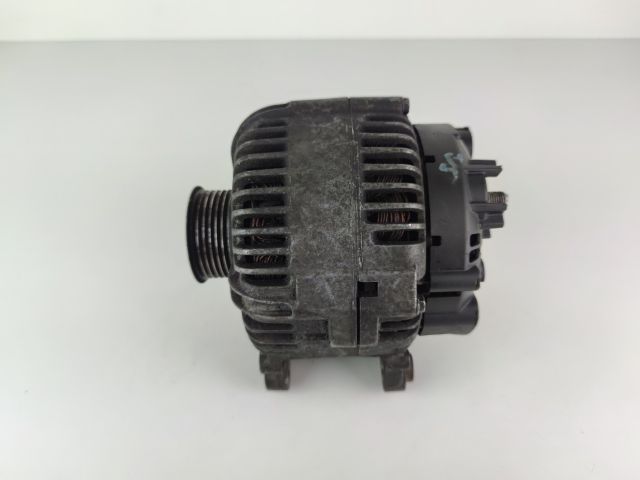 bontott AUDI A4 B8 Generátor