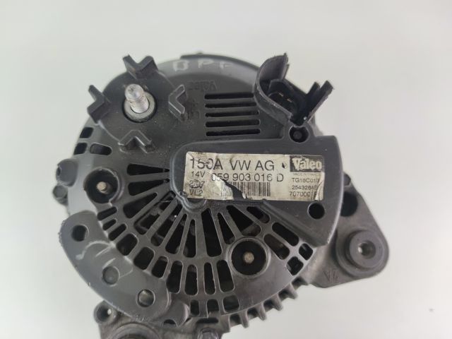 bontott AUDI A4 B8 Generátor