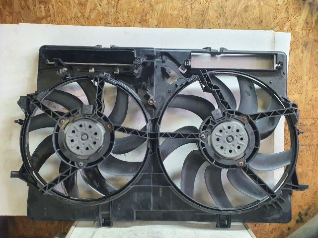 bontott AUDI A4 B8 Hűtőventilátor