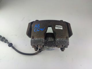 bontott AUDI A4 B8 Jobb első Féknyereg Munkahengerrel