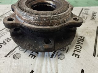 bontott AUDI A4 B8 Jobb első Kerékagy