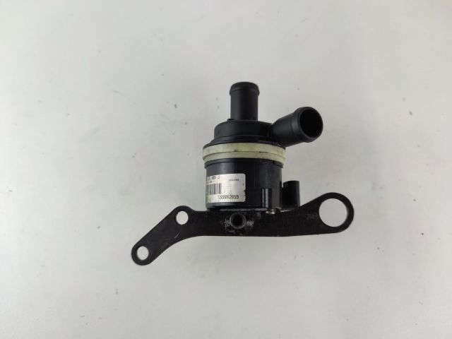 bontott AUDI A4 B8 Kiegészítő Vízszivattyú