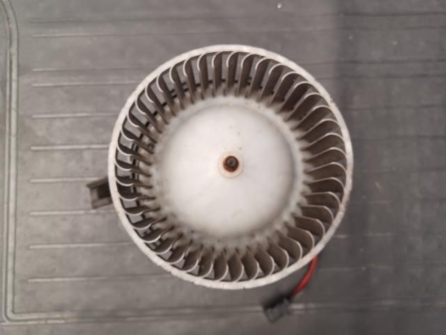 bontott AUDI A4 B8 Klímahűtő Ventilátor