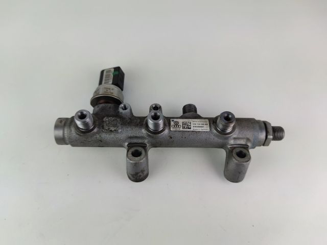 bontott AUDI A4 B8 Közösnyomócső