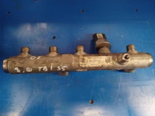 bontott AUDI A4 B8 Közösnyomócső