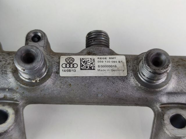 bontott AUDI A4 B8 Közösnyomócső