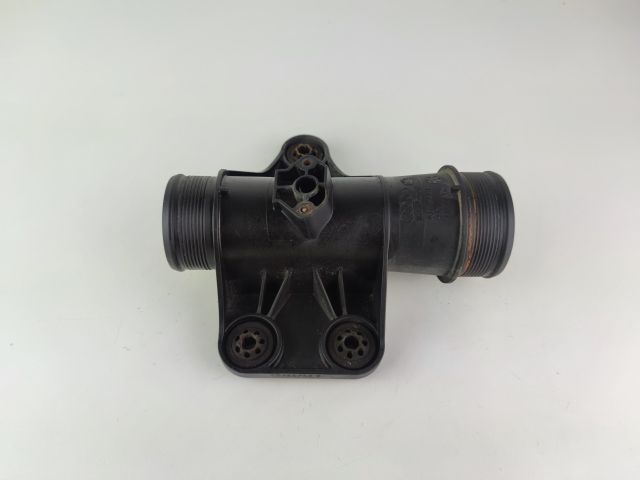 bontott AUDI A4 B8 Légbeömlő Cső