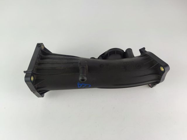 bontott AUDI A4 B8 Légbeömlő Cső