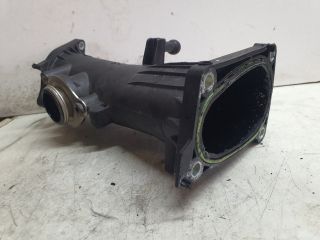 bontott AUDI A4 B8 Légbeömlő Cső