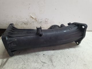 bontott AUDI A4 B8 Légbeömlő Cső