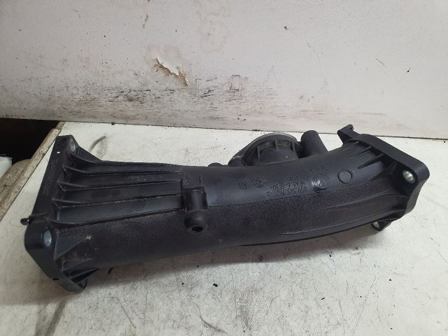 bontott AUDI A4 B8 Légbeömlő Cső