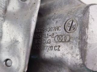 bontott AUDI A4 B8 Motor Tartó Bak Bal