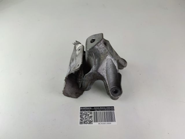 bontott AUDI A4 B8 Motor Tartó Bak Bal