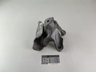 bontott AUDI A4 B8 Motor Tartó Bak Bal