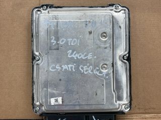 bontott AUDI A4 B8 Motorvezérlő