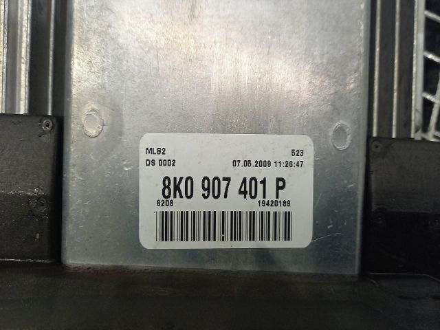 bontott AUDI A4 B8 Motorvezérlő