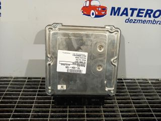 bontott AUDI A4 B8 Motorvezérlő