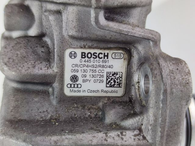 bontott AUDI A4 B8 Nagynyomású Szivattyú