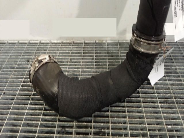 bontott AUDI A4 B8 Turbócső