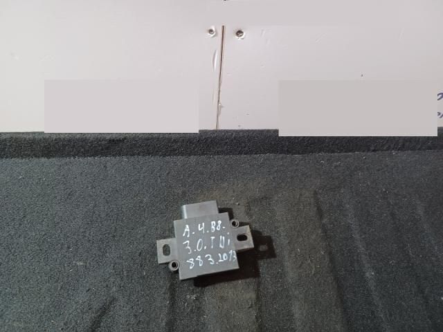 bontott AUDI A4 B8 Üzemanyag Szivattyú Relé