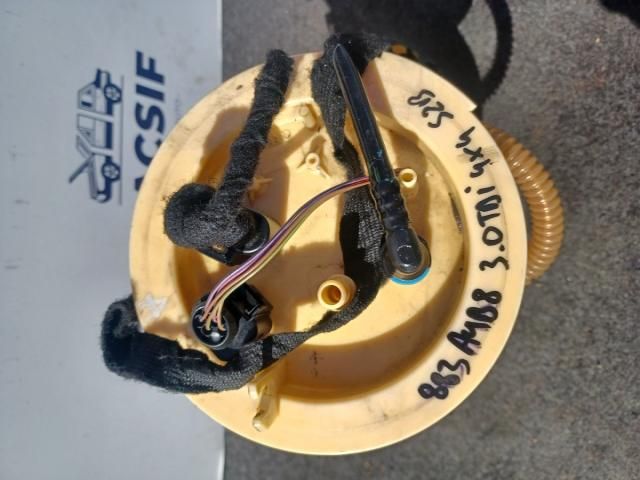 bontott AUDI A4 B8 Üzemanyag Szivattyú