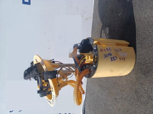 bontott AUDI A4 B8 Üzemanyag Szivattyú