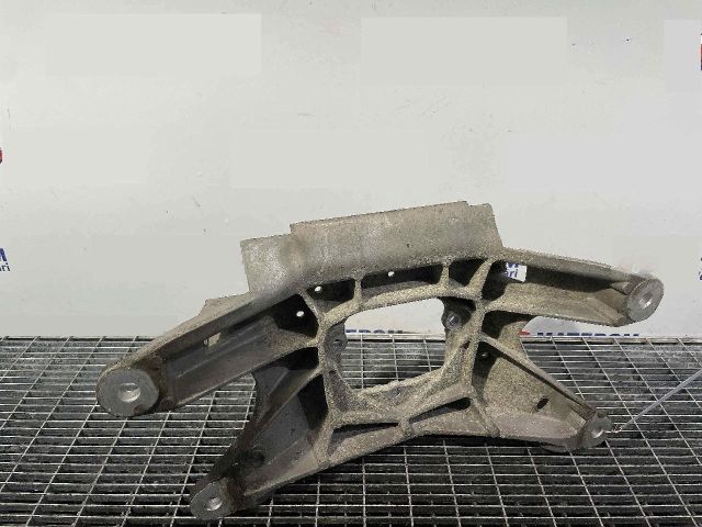 bontott AUDI A4 B8 Váltó Tartó Bak (Pozíciófüggetlen)