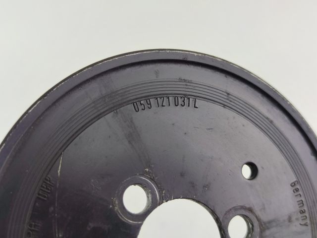 bontott AUDI A4 B8 Vízpumpa Szíjtárcsa