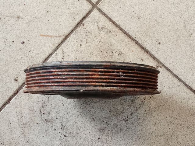 bontott AUDI A4 B8 Főtengely Szíjtárcsa