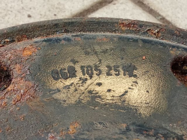 bontott AUDI A4 B8 Főtengely Szíjtárcsa