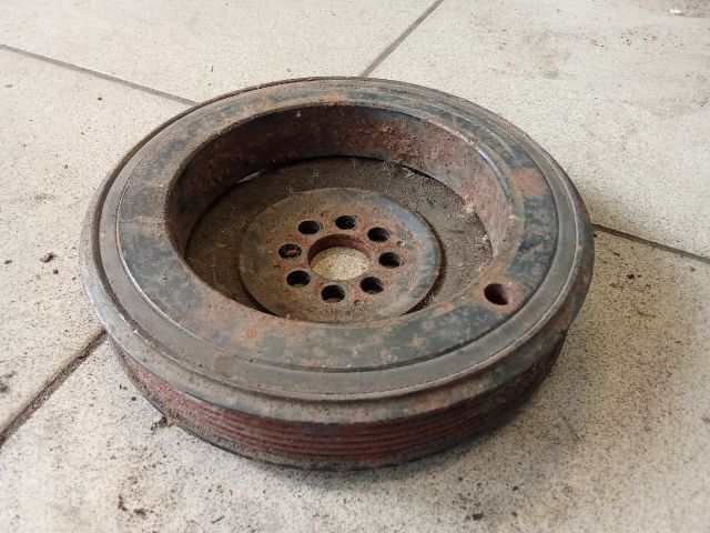 bontott AUDI A4 B8 Főtengely Szíjtárcsa