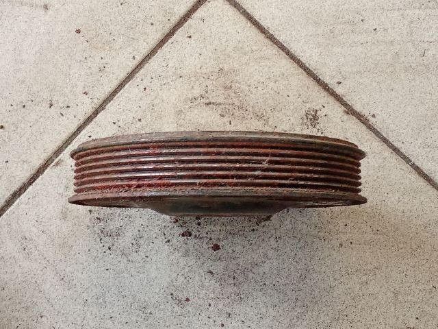 bontott AUDI A4 B8 Főtengely Szíjtárcsa