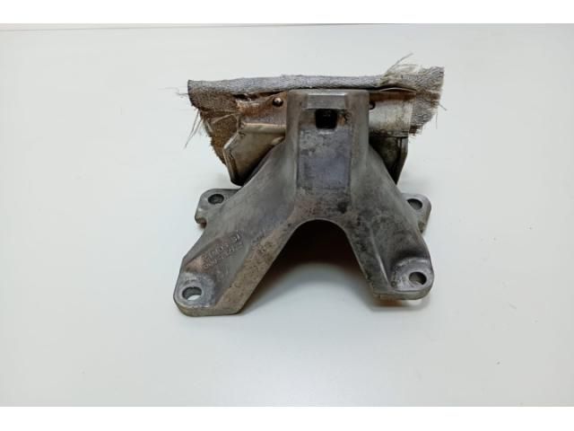 bontott AUDI A4 B8 Motor Tartó Bak (Pozíciófüggetlen)