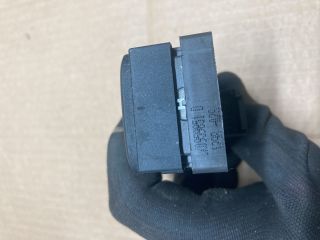 bontott AUDI A4 B8 Ablakemelő Kapcsoló Négyes / Kettes