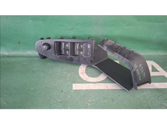 bontott AUDI A4 B8 Ablakemelő Kapcsoló Négyes / Kettes