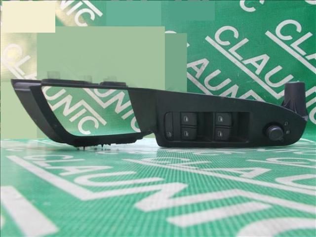 bontott AUDI A4 B8 Ablakemelő Kapcsoló Négyes / Kettes