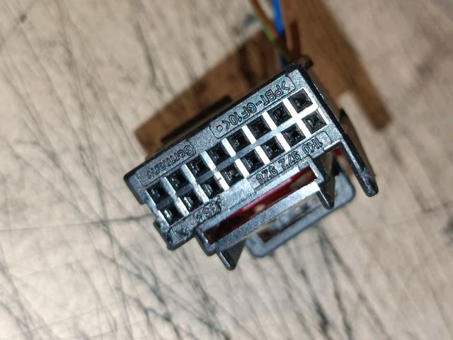 bontott AUDI A4 B8 Ablakemelő Kapcsoló (Pozíciófüggetlen)