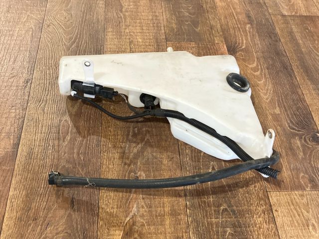 bontott AUDI A4 B8 Ablakmosó Tartály