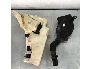 bontott AUDI A4 B8 Ablakmosó Tartály