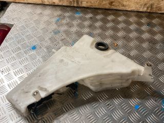 bontott AUDI A4 B8 Ablakmosó Tartály