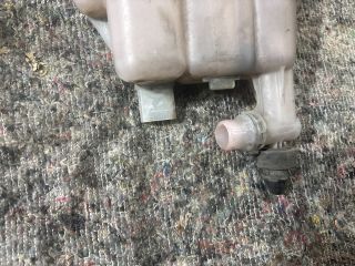 bontott AUDI A4 B8 Ablakmosó Tartály